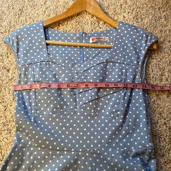 Blue and white polkadot chambray dress - Picture 3 of 6